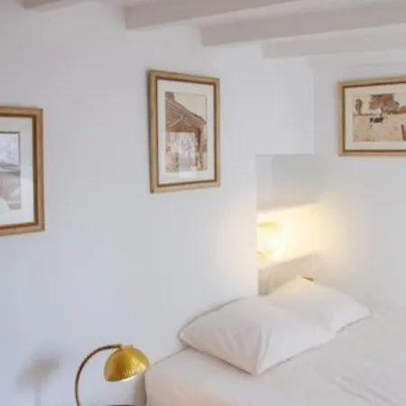 Maraisjolie Duplex 33m2… Апартаменты Париж