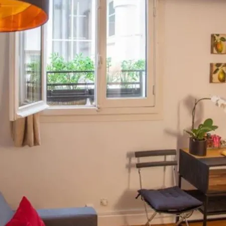 Maraisjolie Duplex 33m2… Апартаменты *