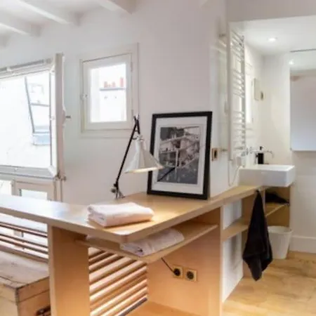 Maraisjolie Duplex 33m2… Апартаменты Париж